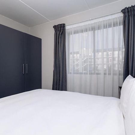 Mint Express Sandton View 约翰内斯堡 外观 照片